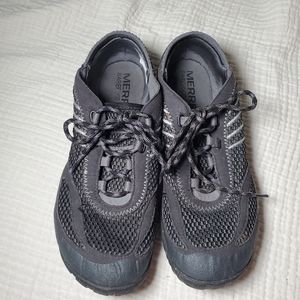 Merrell pace glove cross training sneaker  size6.5